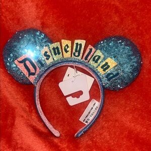 NWT Disneyland Marque Sequin Ears “ The Happiest Place On Earth”